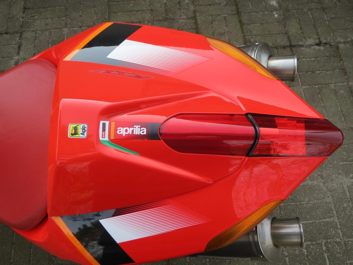 Aprilia RSV 1000 (SOLGT) billede 7