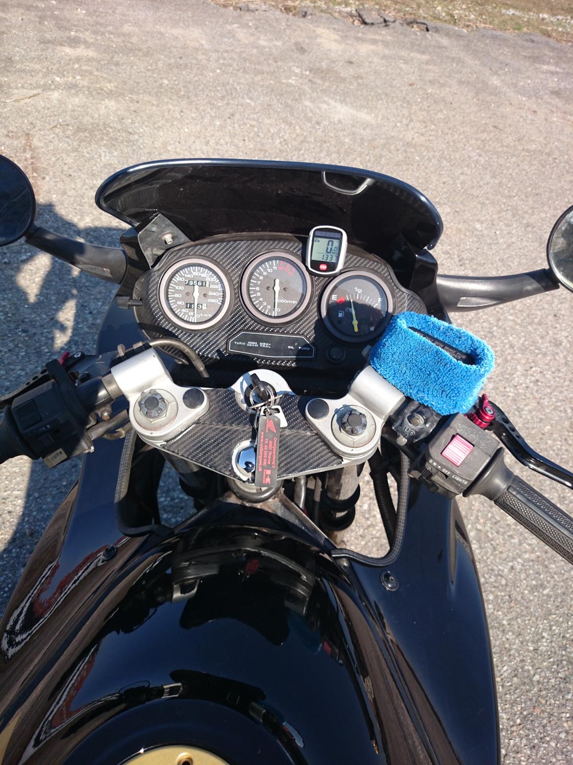 Suzuki GSX 600F SOLGT billede 12