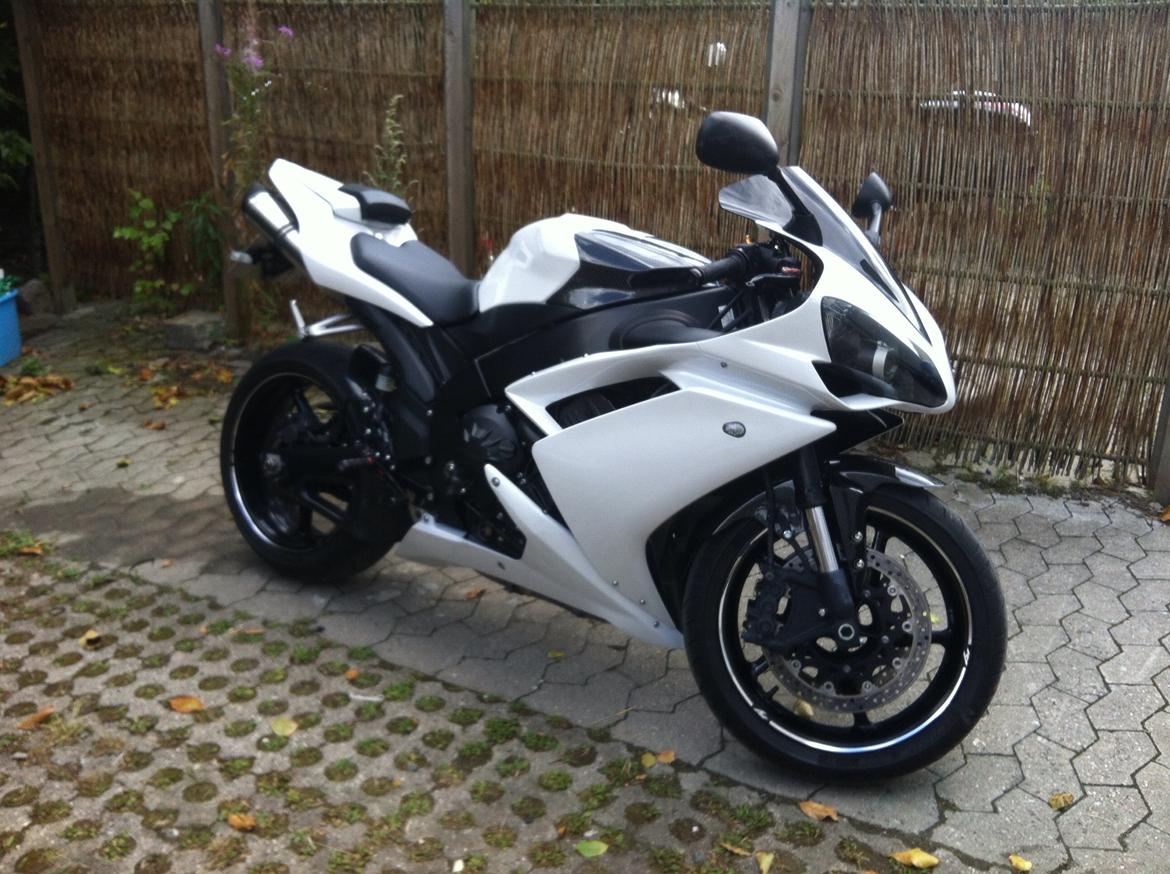 Yamaha R1 RN19 billede 5