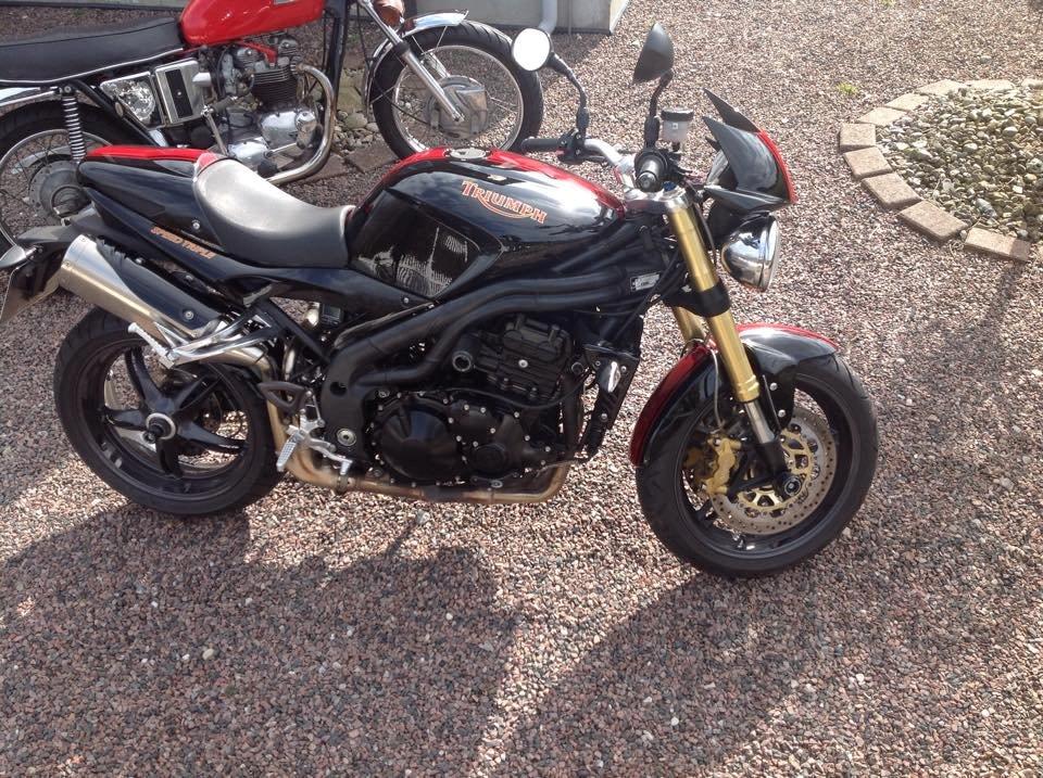 Triumph Speed Triple 1050 billede 4