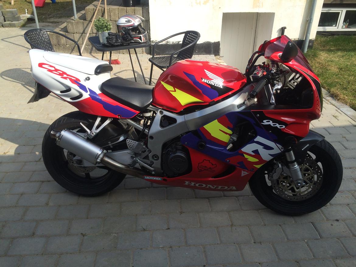 Honda CBR 900 RR Fireblade billede 4