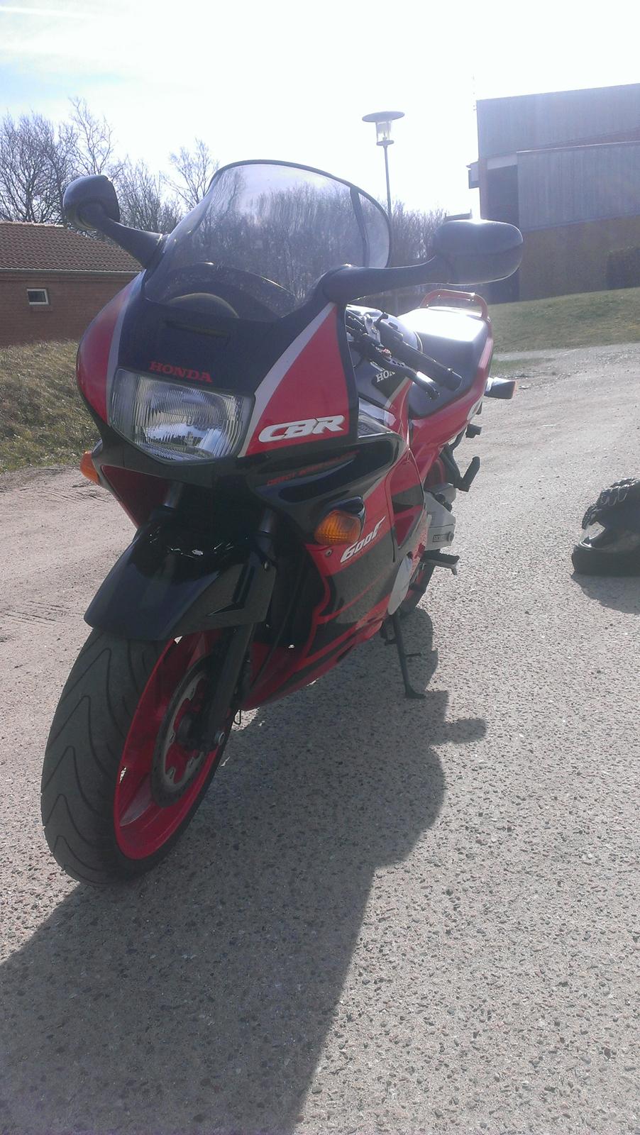 Honda CBR 600 F2 billede 5