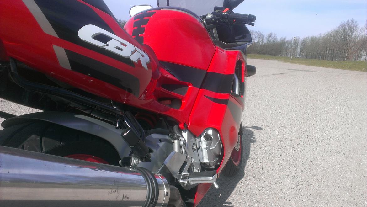 Honda CBR 600 F2 billede 8
