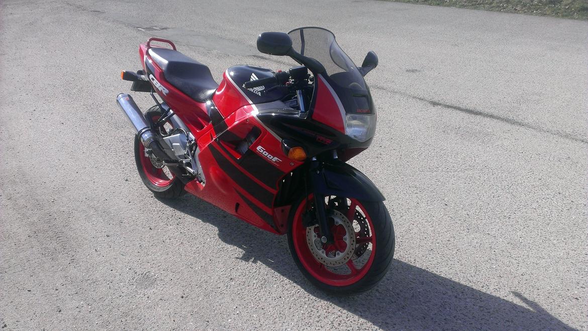 Honda CBR 600 F2 billede 2