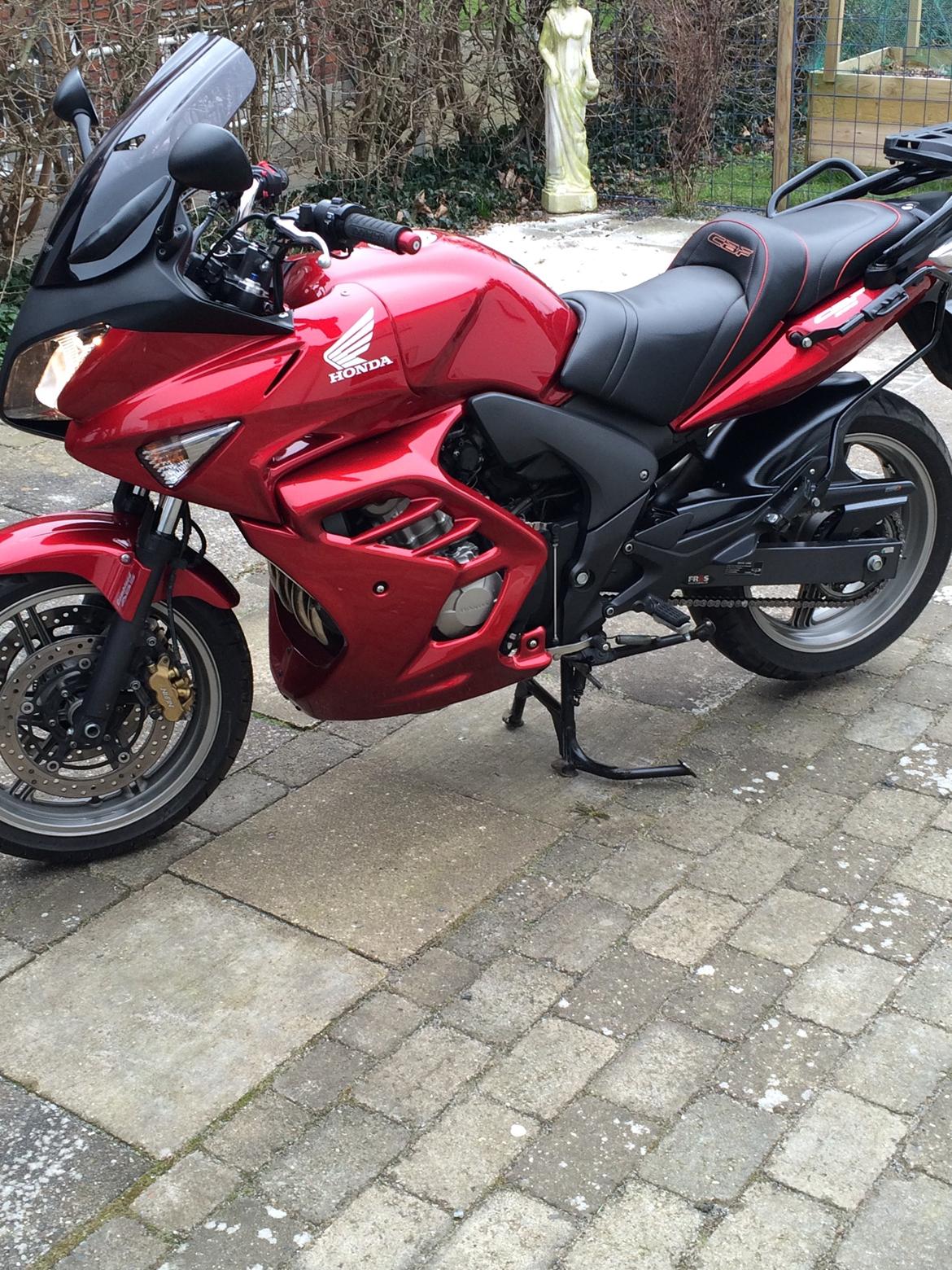 Honda CBF 600 Sa ( Tidligere mc ) - inden forskærm bliver skiftet. har overvet en forlænger i carbonlook billede 23