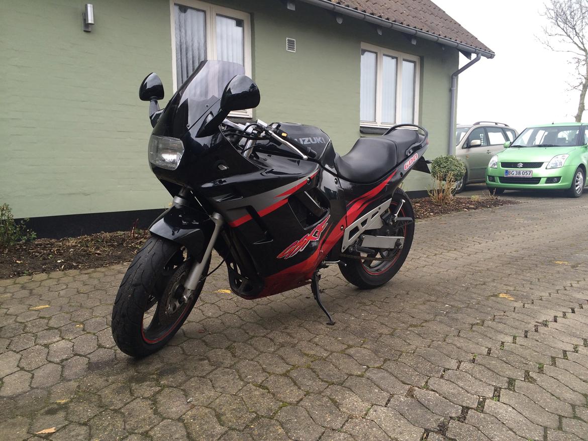 Suzuki Gsx 600 F billede 2