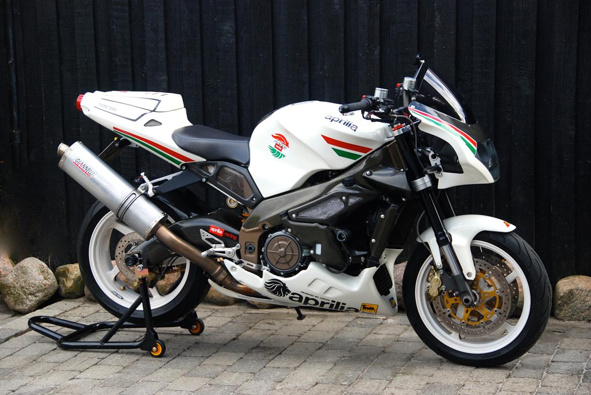 Aprilia rsv 1000 tuono - Alt i udsyr billede 1