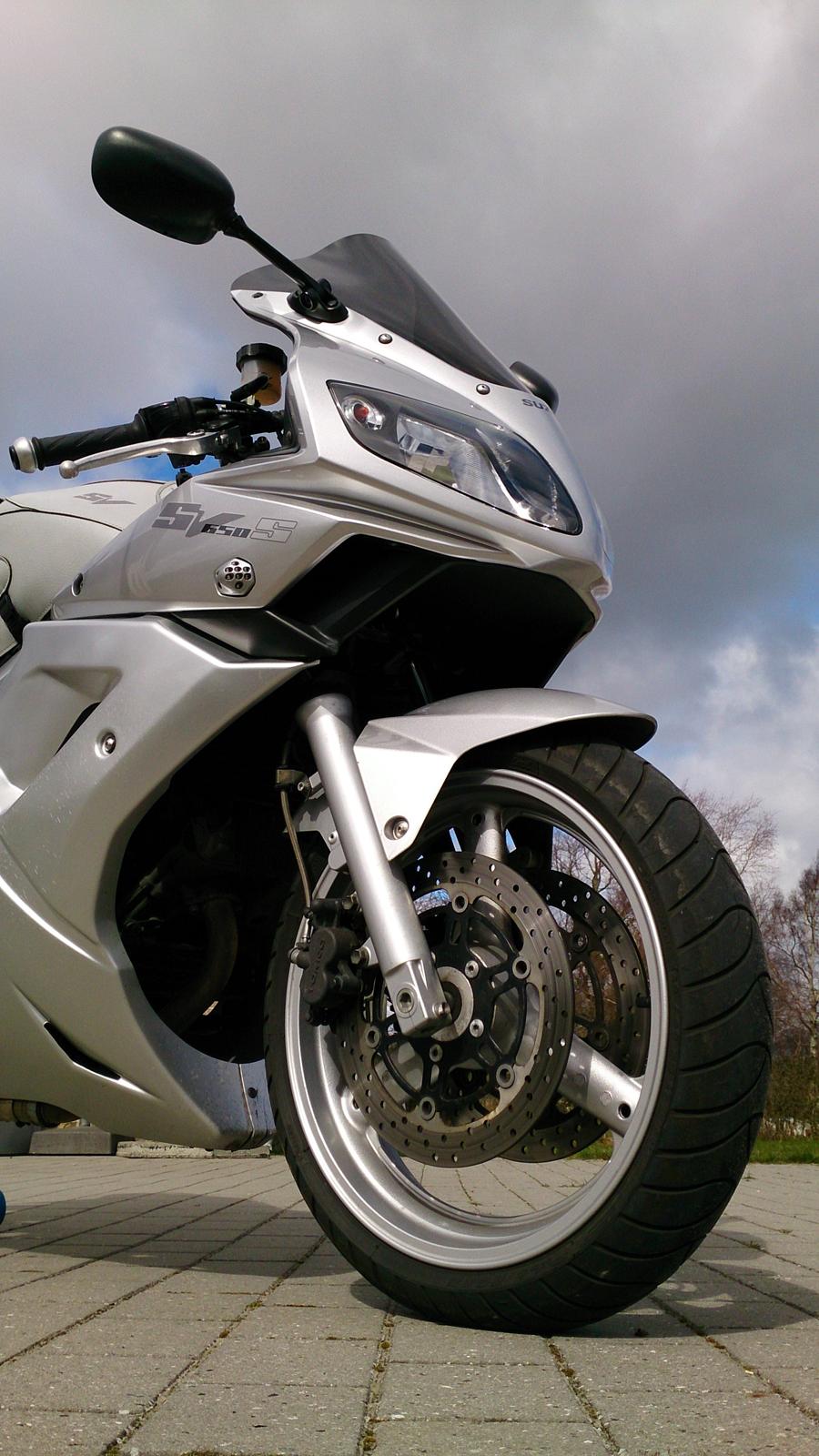 Suzuki SV 650 S *SOLGT* billede 13