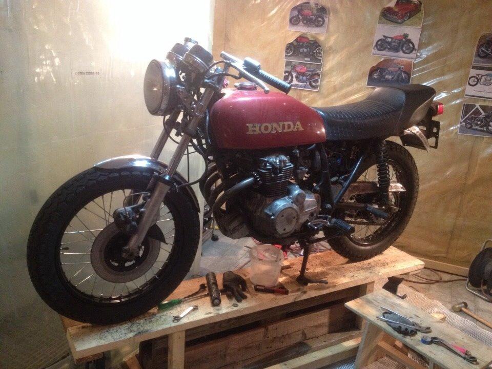 Honda Cb 400 Four Cafe Racer billede 2