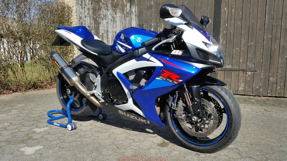 Suzuki GSX-R750 billede 1