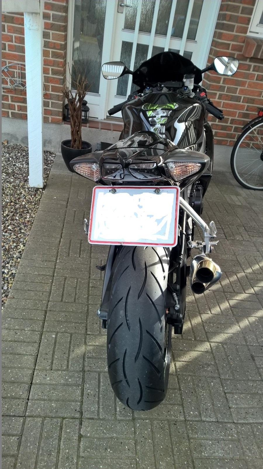 Suzuki GSXR 750 - Solgt billede 5