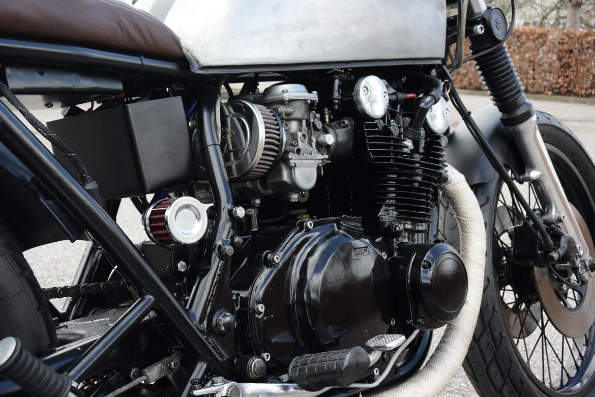 Suzuki GS 550 Cafe Racer billede 10