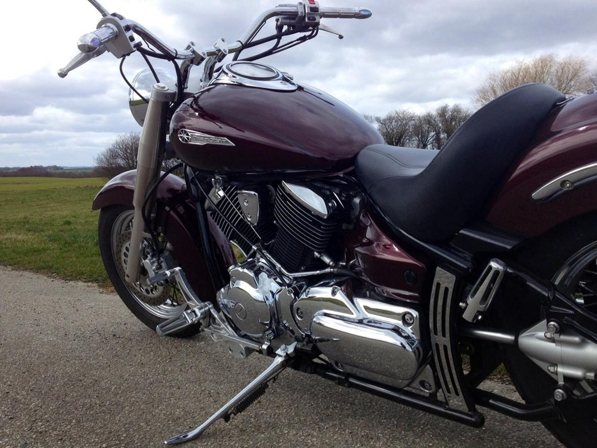 Yamaha XVS 1100 Dragstar SOLGT billede 1