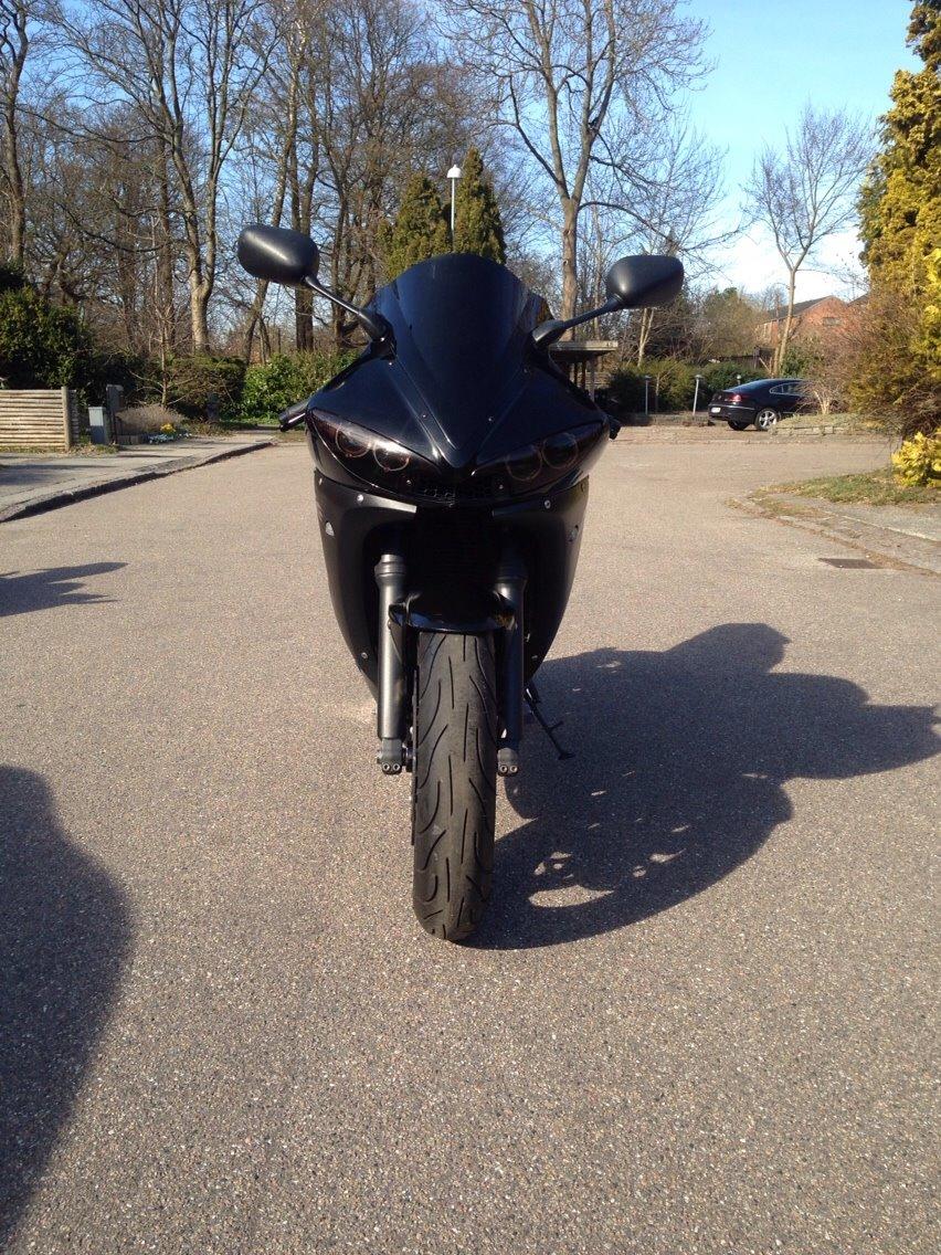 Yamaha R6 billede 10