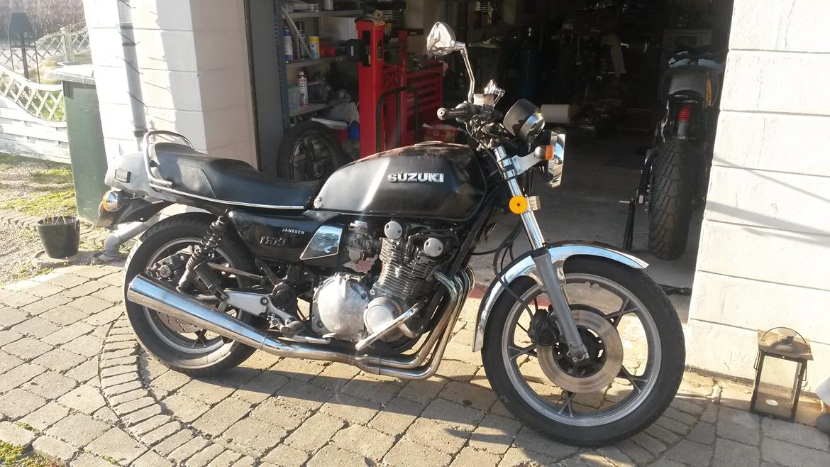 Suzuki gs850 - solgt billede 1