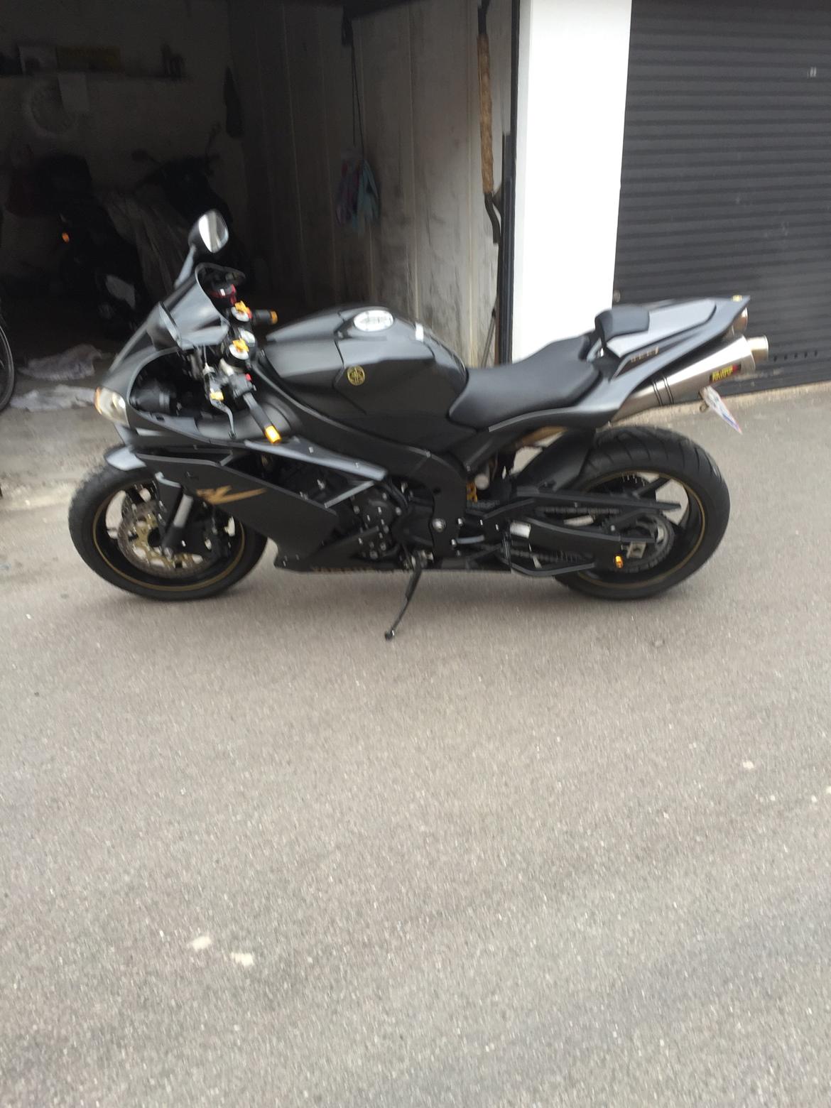 Yamaha  YZF R1 RN19 billede 9