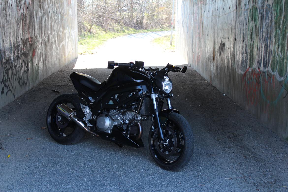 Suzuki SV 1000 K7 Street billede 7