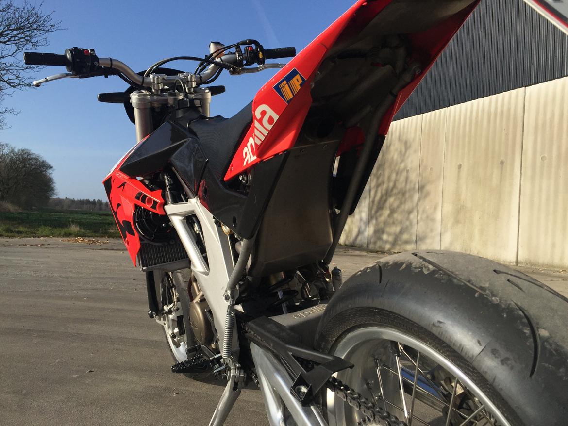 Aprilia SXV550 Motard billede 8