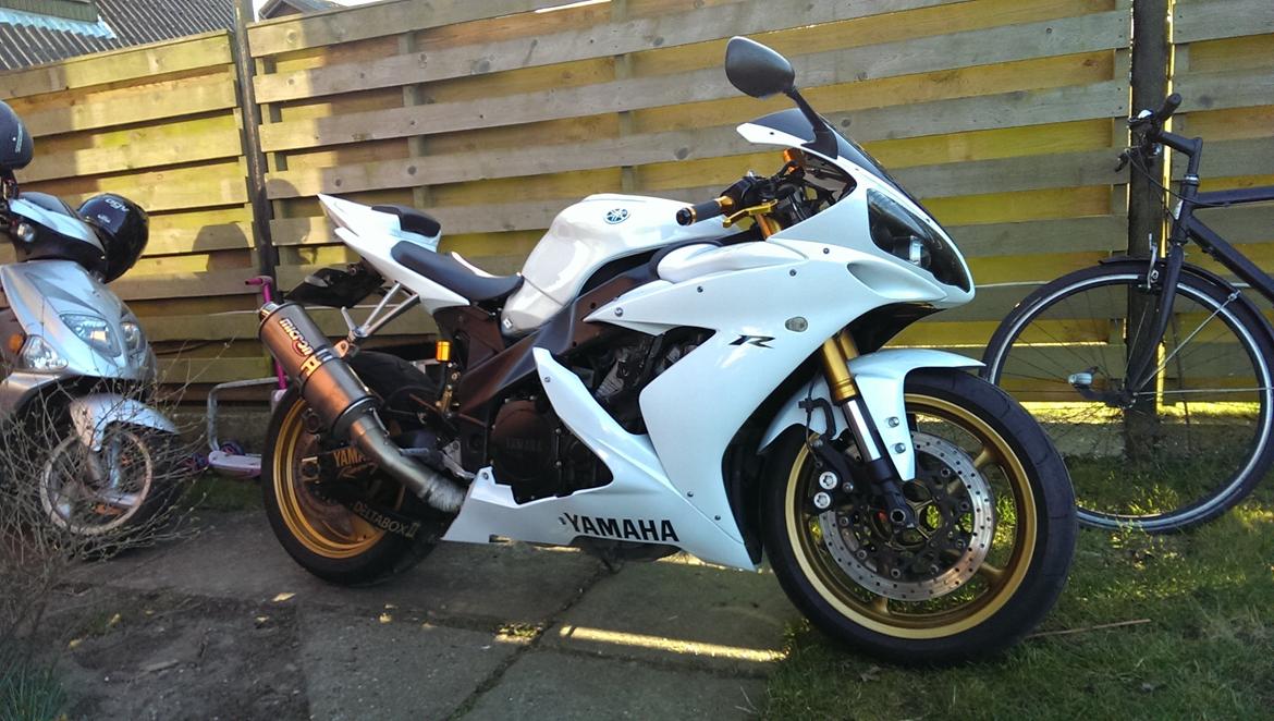 Yamaha fzr 1000 exup (yamaha mix) billede 2