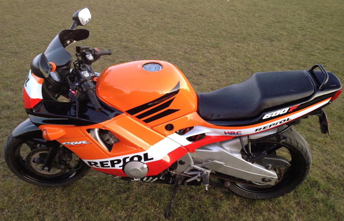 Honda Cbr 600 F Pc25