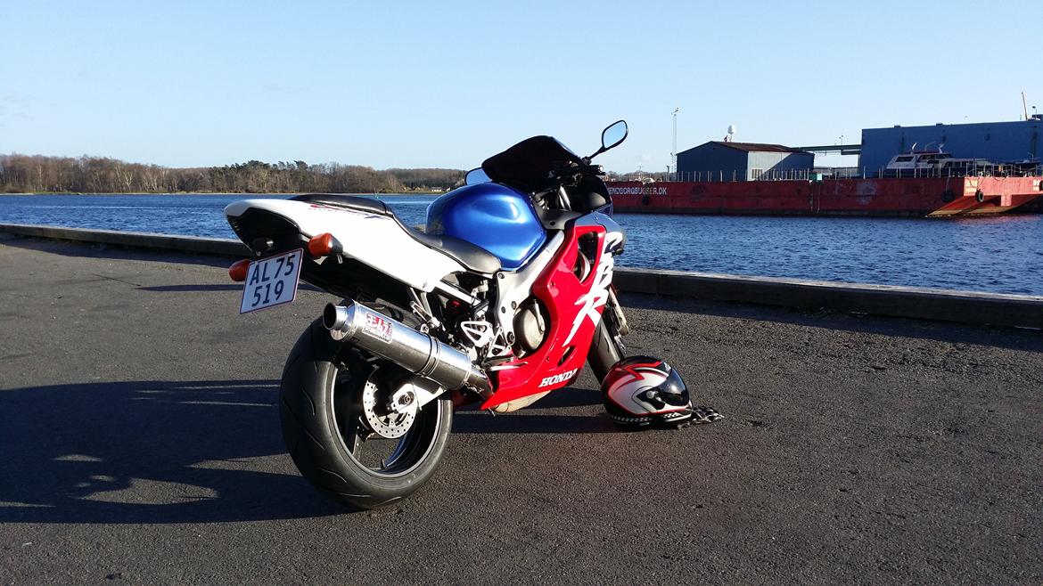 Honda cbr 600 f4 pc35 billede 2