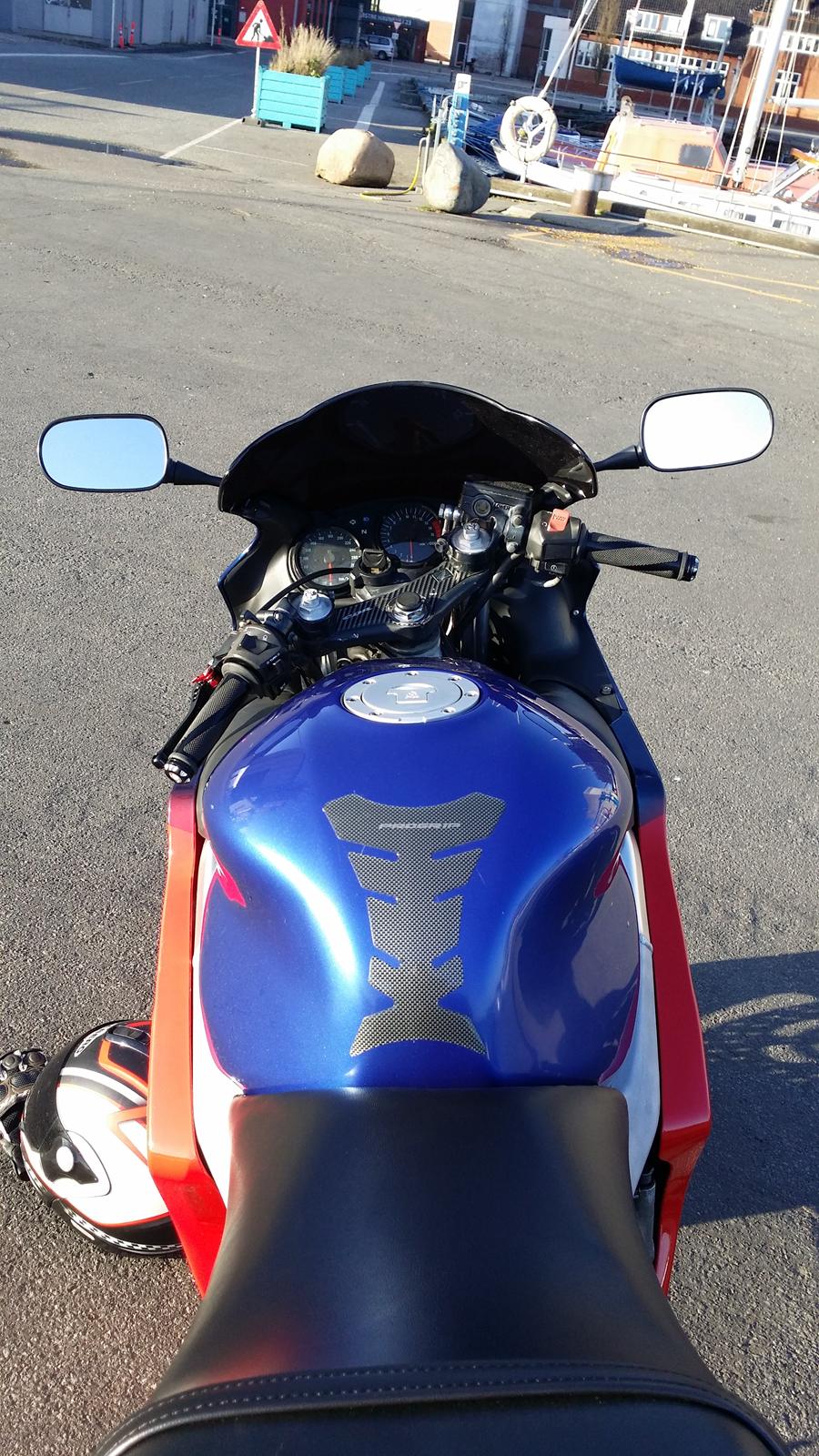 Honda cbr 600 f4 pc35 billede 5