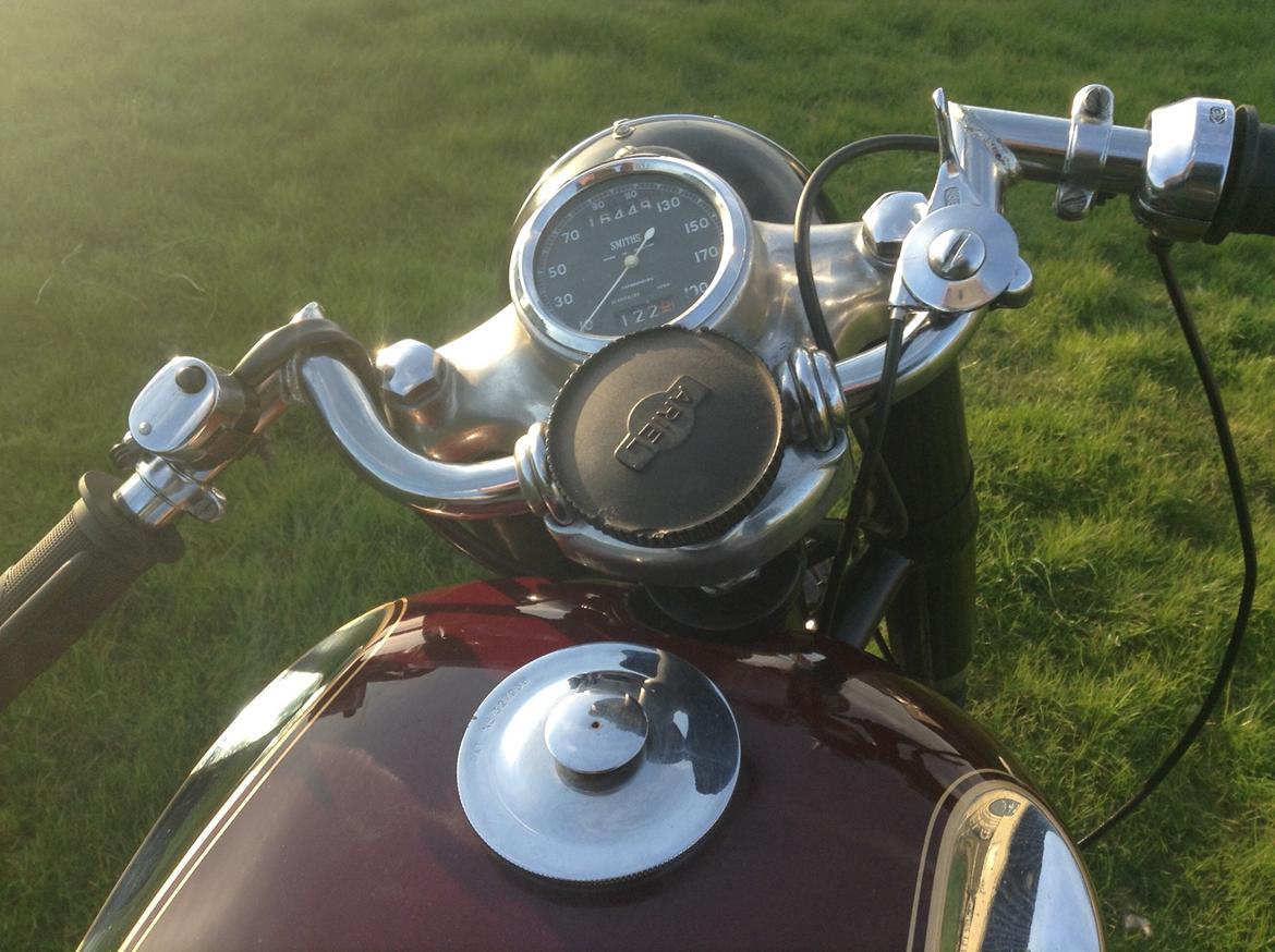 Ariel Huntmaster billede 26