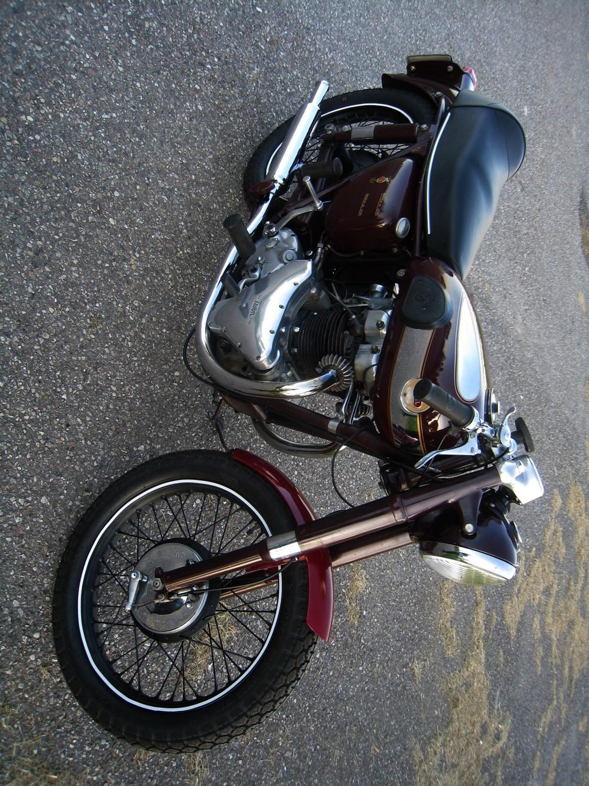 Ariel Huntmaster billede 11