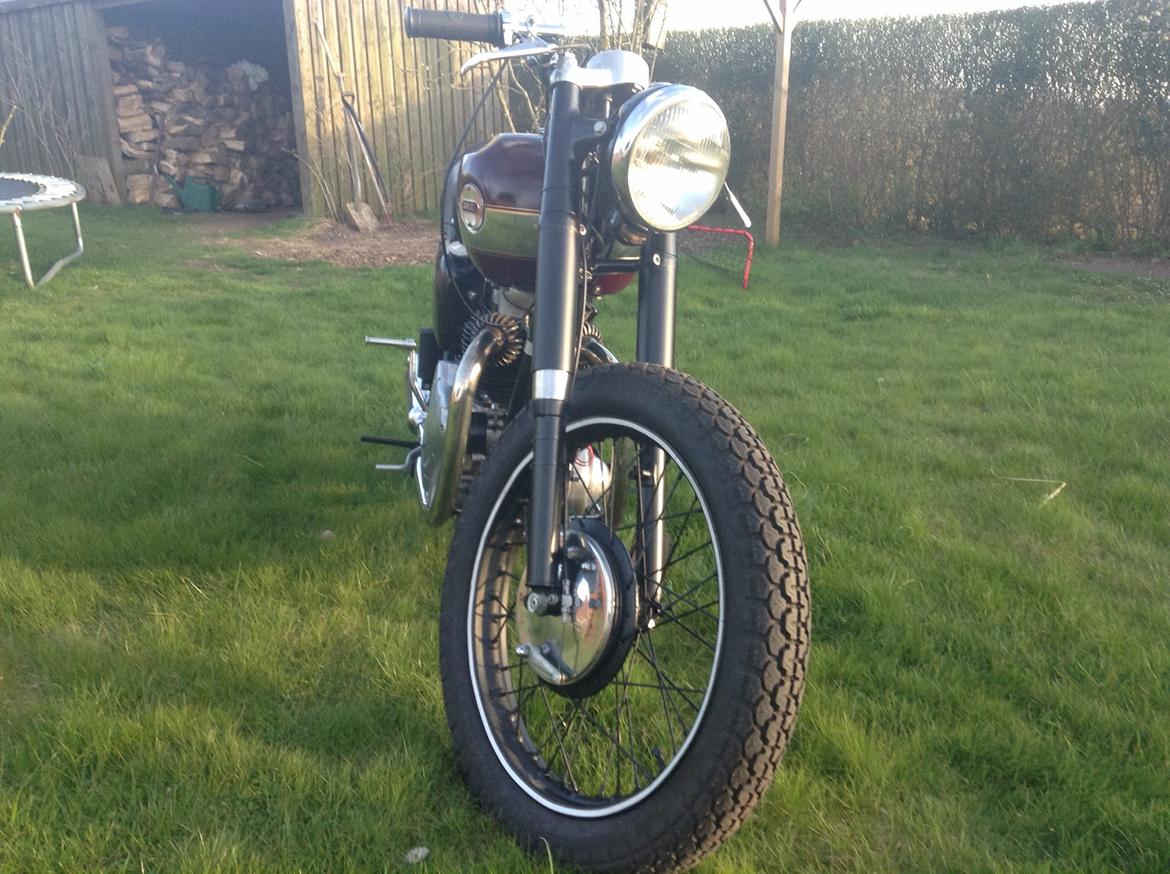 Ariel Huntmaster billede 27