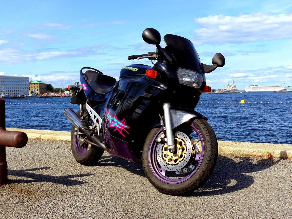 Suzuki GSX 600F billede 1