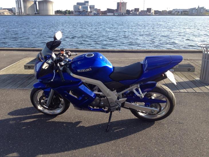 Suzuki sv 650 billede 1