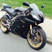 Yamaha YZF-R6 