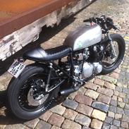 Suzuki GS750/850 Café Racer