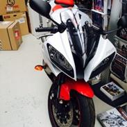 Yamaha Yzf r6