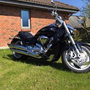Suzuki Vzr m1800r