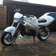 Suzuki GSXR 600 Srad