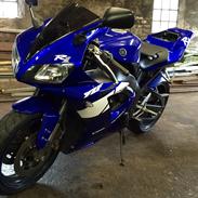 Yamaha YZF-R1