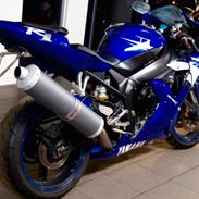 Yamaha YZF-R1