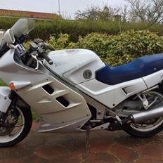 Honda VFR 750 F