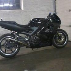 Honda cbr 600 f2 , MV9