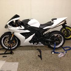 Yamaha R1