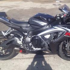 Suzuki Gsxr 750 k7