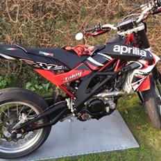 Aprilia SXV Super Moto
