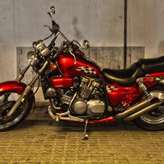 Honda VF700C Super Magna