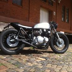 Suzuki GS750/850 Café Racer