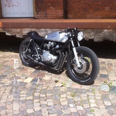 Suzuki GS750/850 Café Racer