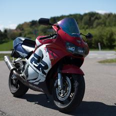 Honda CBR 900 RR