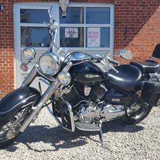 Yamaha XVS 1100 Dragstar Classic