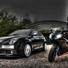 Aprilia RSV 1000