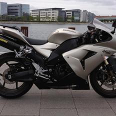 Kawasaki ZX10R (solgt)
